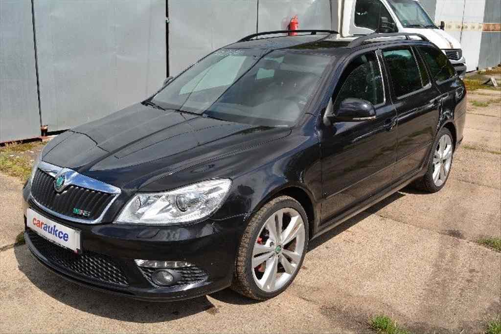 Škoda Octavia COMBI II. 2,0 TDI RS