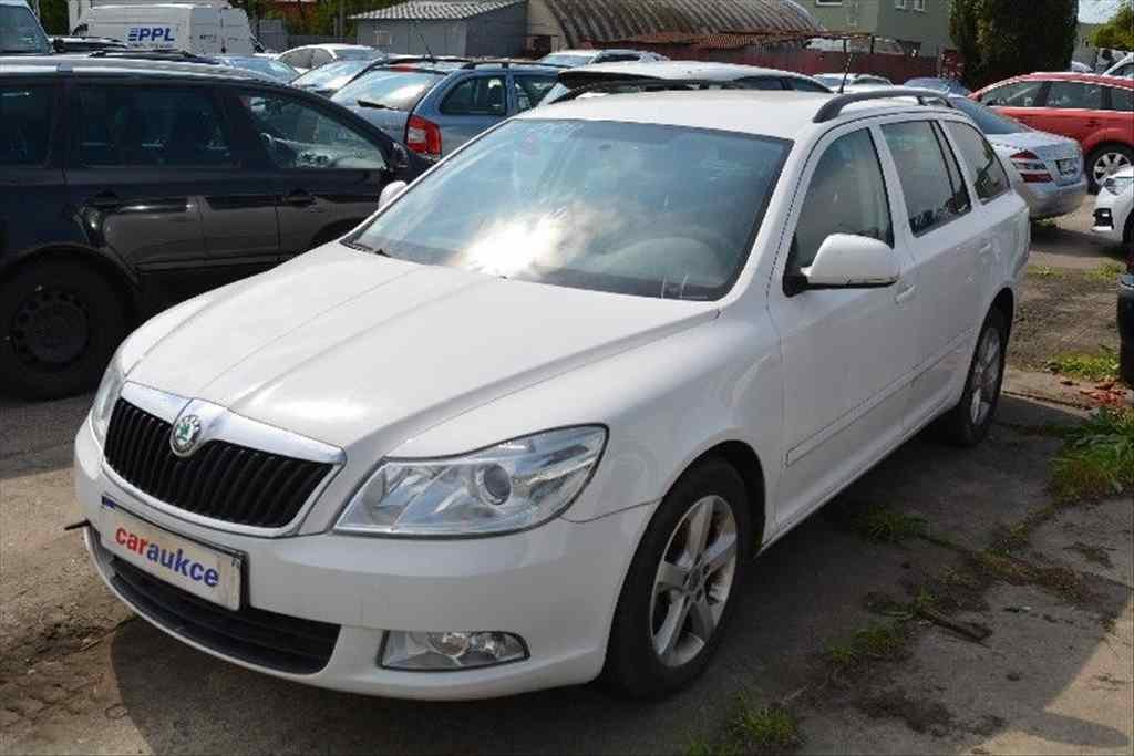 Škoda Octavia COMBI II. 2,0 TDI DSG