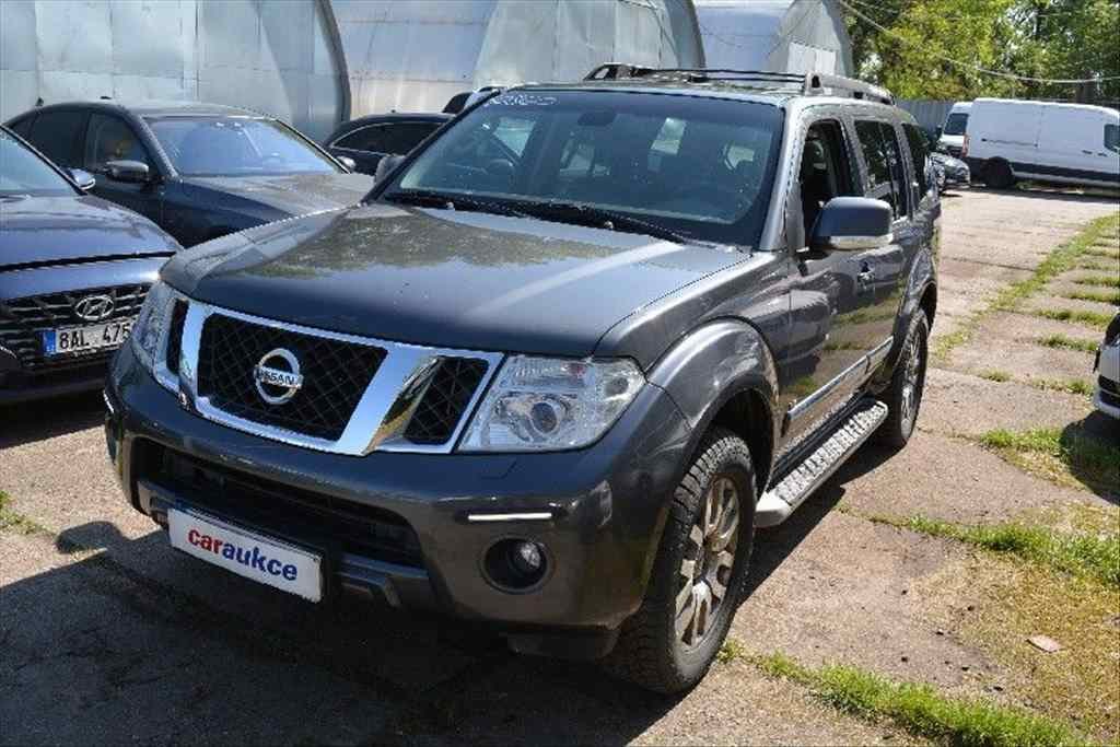 Nissan Pathfinder 3,0 DCI AWD AT