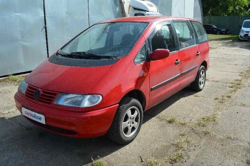 Volkswagen Sharan 2,0 I