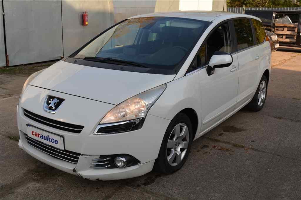 Peugeot 5008 1,6 E-HDI AT