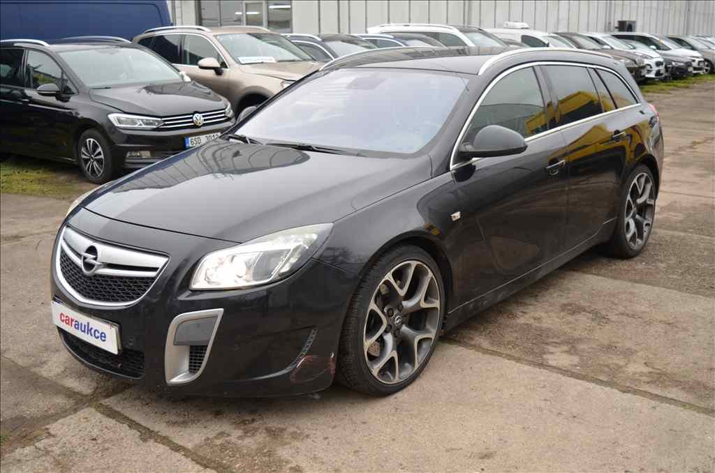 Opel Insignia SPORTS TOURER 2,8T OPC 4X4