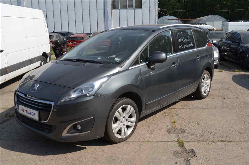 Peugeot 5008 1,6 B-HDI AT