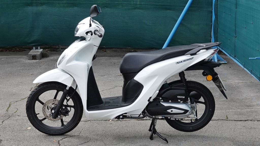 HONDA VISION 110/6 kW – BEZ KLÍČŮ, BEZ TP, NEREGISTROVÁNO