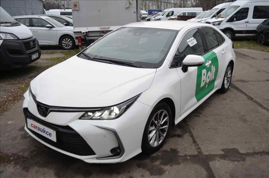 Toyota Corolla 1,5 VVT-I AT