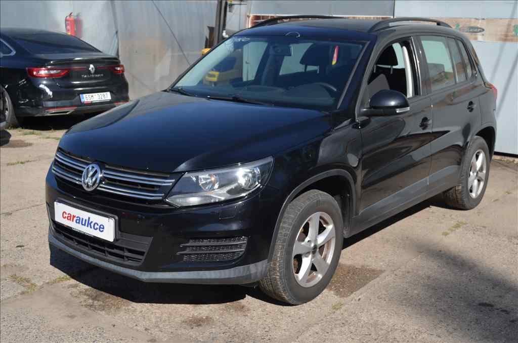 Volkswagen Tiguan 2,0 TDI MOTION DSG 